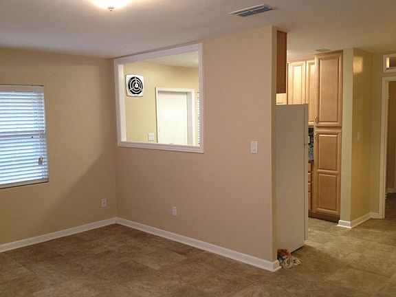 Living/Kitchen