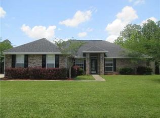 1617 Lori Dr, Ocean Springs, MS 39564