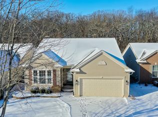 11833 Ludbury Rdg, Huntley, IL 60142