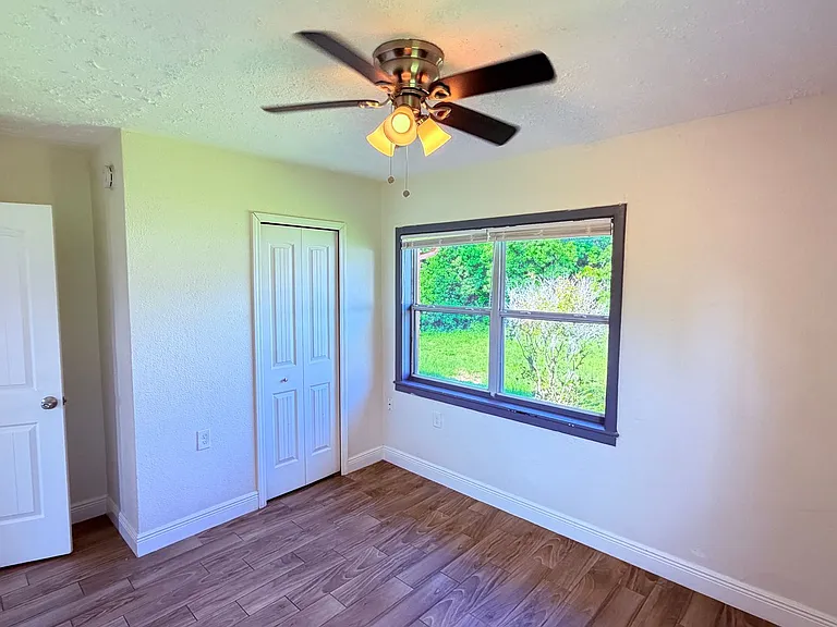 5122 Old Cheney Hwy — Photo 12