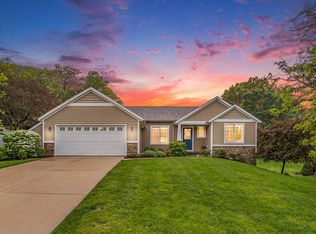 3724 Charlevoix Dr SE, Grand Rapids, MI 49546