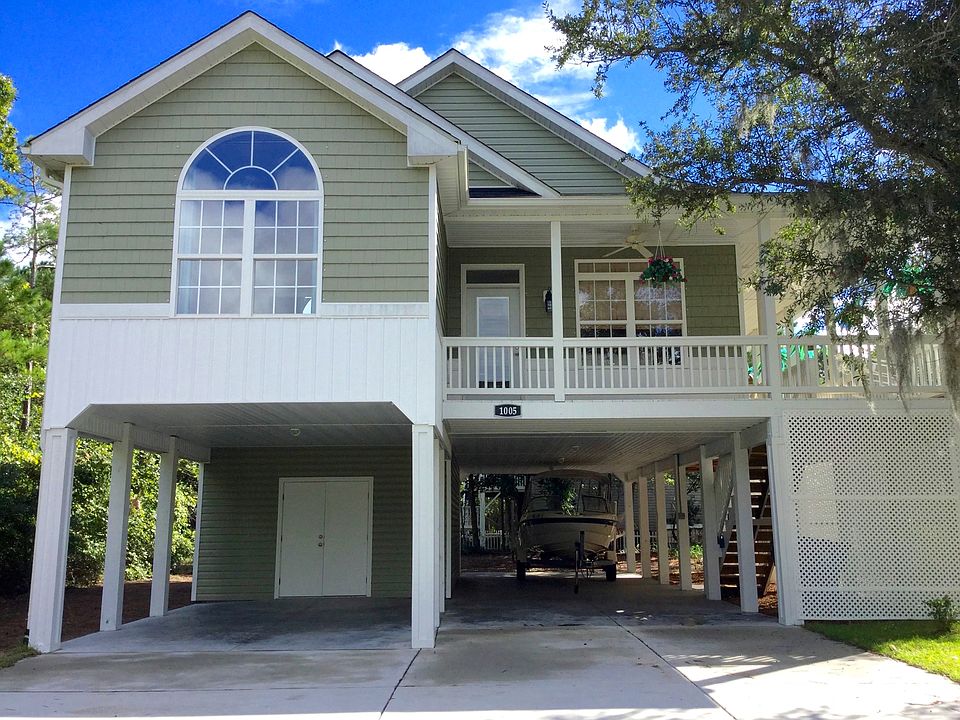 1st image of 1005 W Oak Island Dr