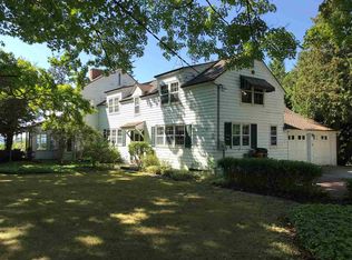 19967 Gennett Rd, Charlevoix, MI 49720