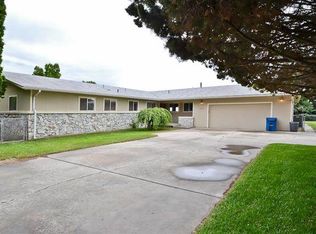 202 Sandra St, Eagle, ID 83616