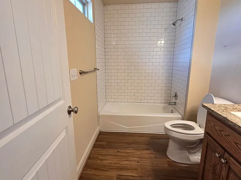 1004 E Hill St #B — Photo 10