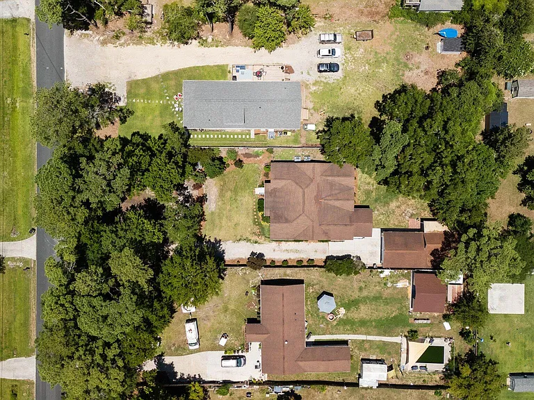 221 Salty Shores Rd — Photo 50