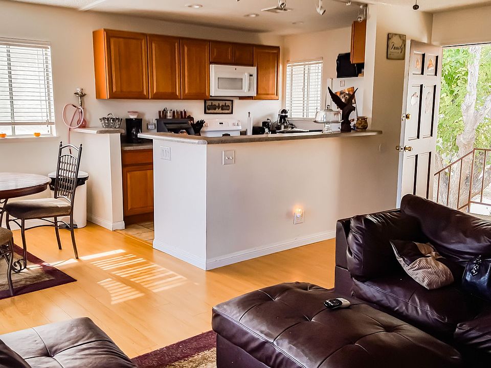 1st image of 2365 Canfield Dr