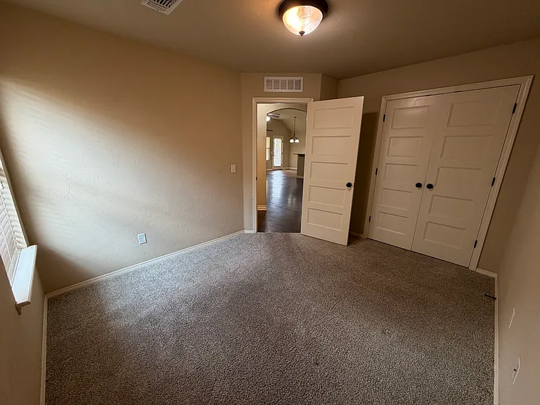 3420 Bear Mountain Dr — Photo 32