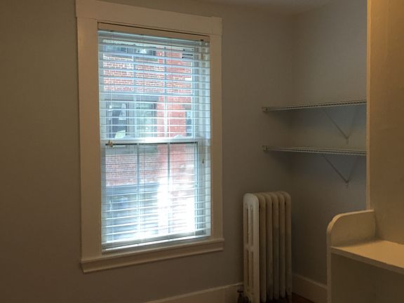5th image of 365 Harvard St