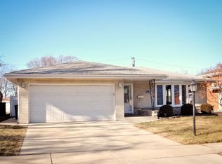 10312 Lockwood Ave, Oak Lawn, IL