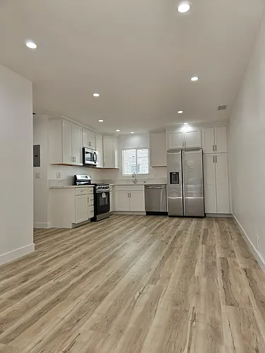 1635 W Summit St #1637 Photo 1