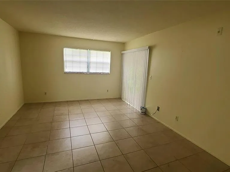 454 Fairways Cir #B102 — Photo 5