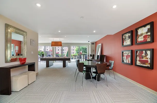 Rented by REAL New York | media 9