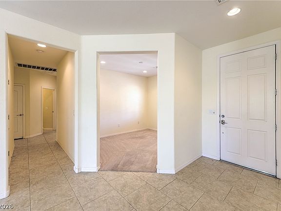 3rd image of 2276 Saxtons River Rd