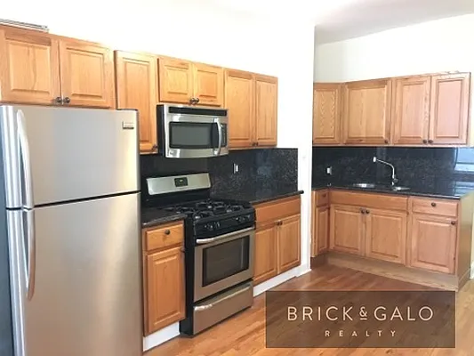 Rented by BRICK & GALO REALTY CORP | media 10