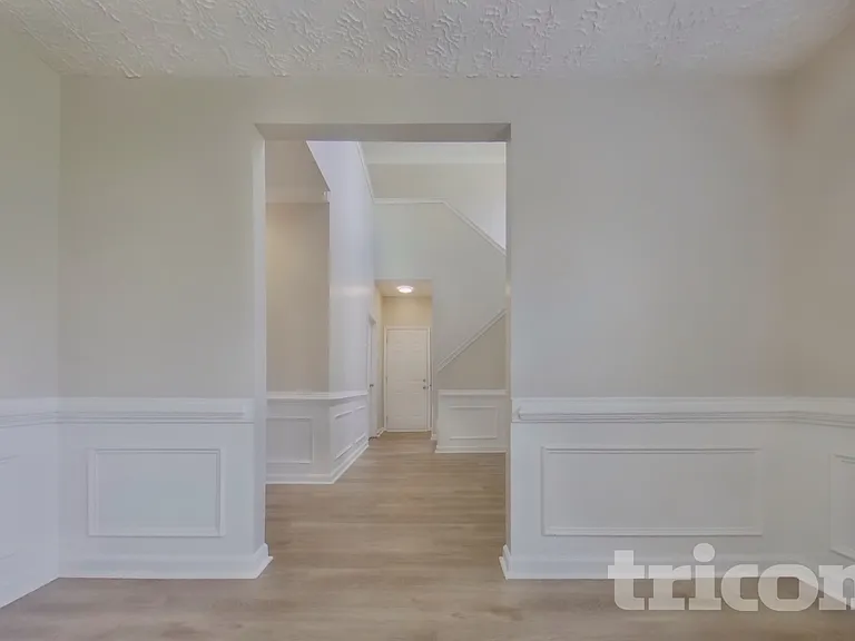 411 Clearstream Ln — Photo 4