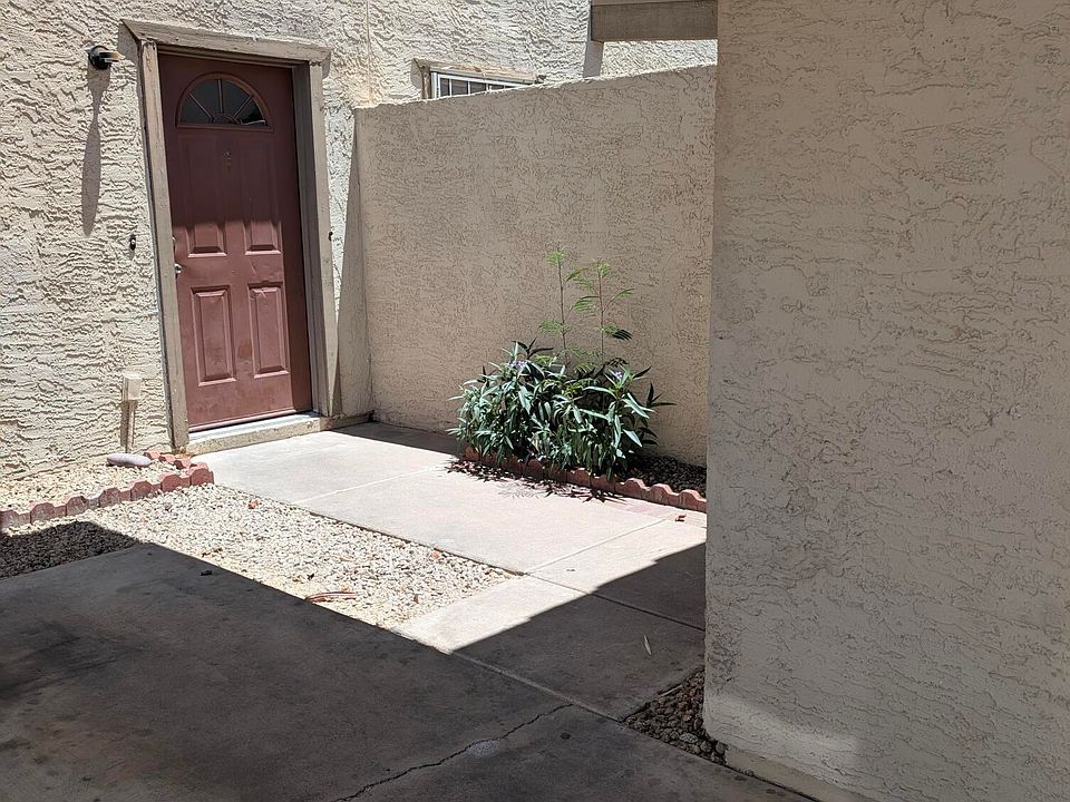 1st image of 2409 W Campbell Ave APT 18