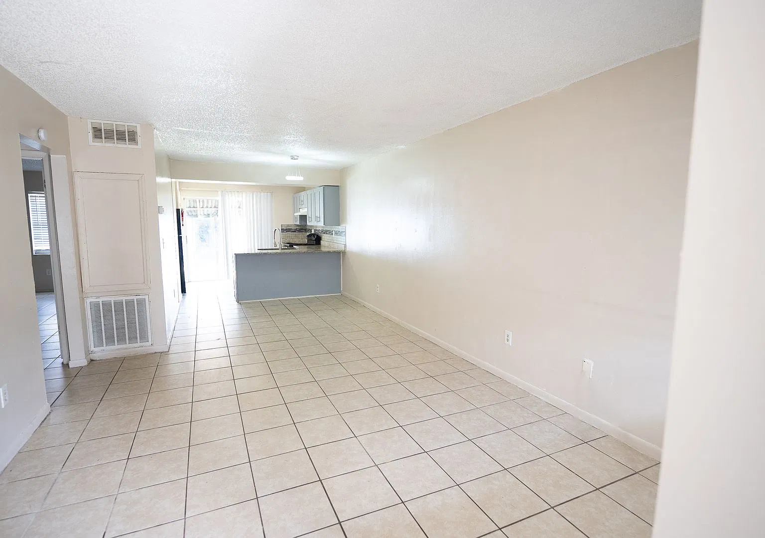 2223 Leo Drive — Photo 3