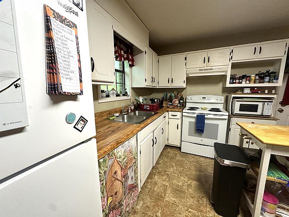 4th image of 283 Vicki Lee Dr