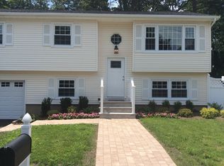 742 Sateroja Rd, Brick, NJ 08724