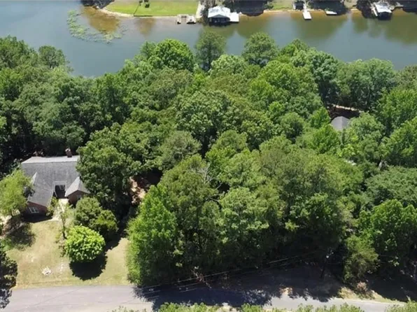 9 Rejenal Frst, Northport, AL 35473