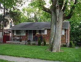 1st image of 1635 Robinson Cir