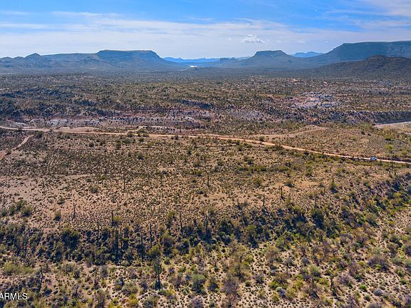 4th image of 57302 N BLACK CANYON Highway #B,C,D