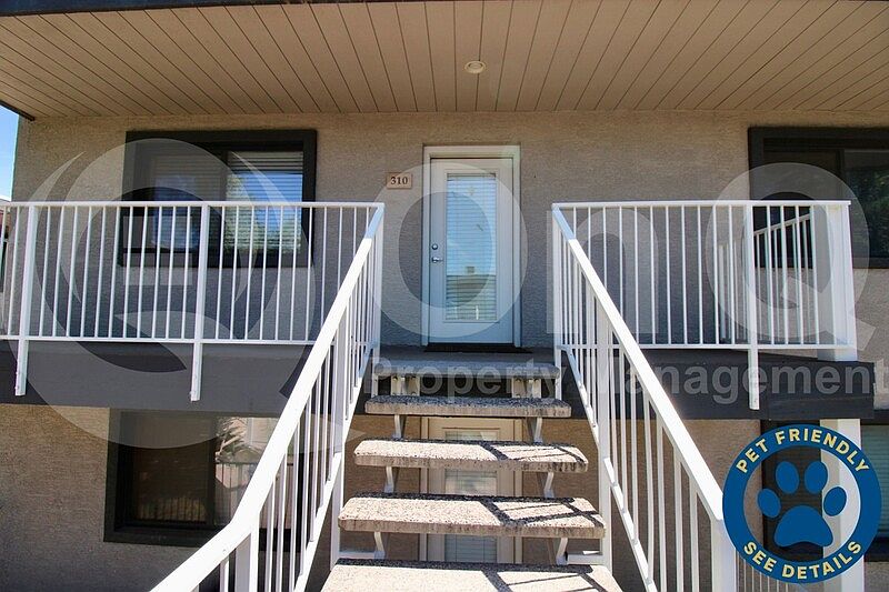 1st image of 724 E Devonshire Ave Unit 310