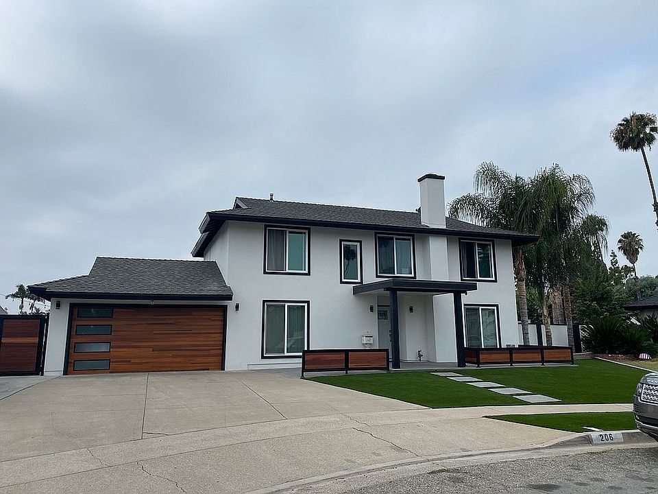 2nd image of 206 Gila Way