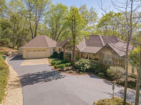 2nd image of 16936 Meyer Ln