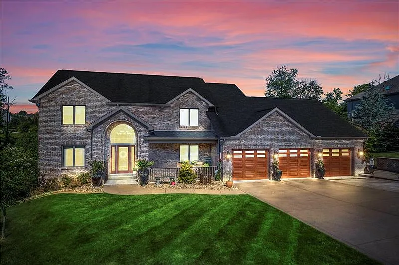2182 Bradbury Ln photo 1