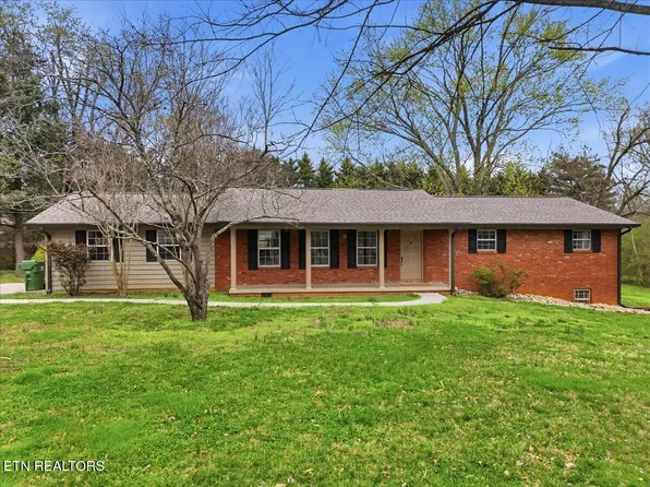 210 Hood St, Maryville, TN 37803