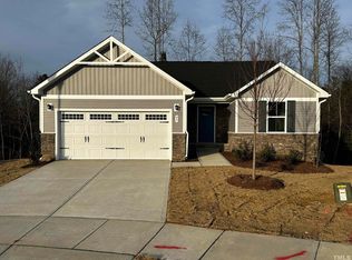 95 Saddleback Rd, Fuquay Varina, NC 27526