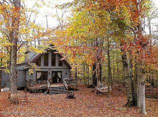 214 Muskwink Dr, Pocono Lake, PA