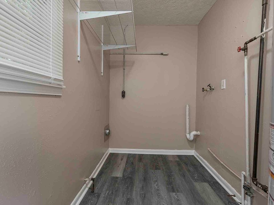 1st image of 13502 Greystone Ave