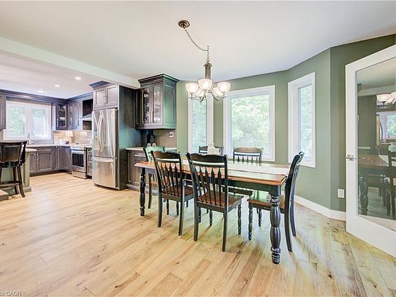 3rd image of 7664 Maltby Rd E