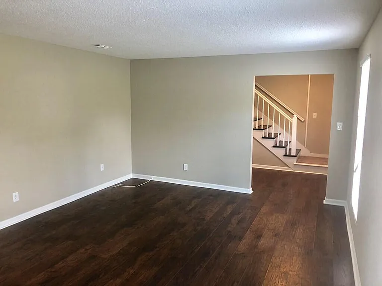 350 Candlewood Dr — Photo 9