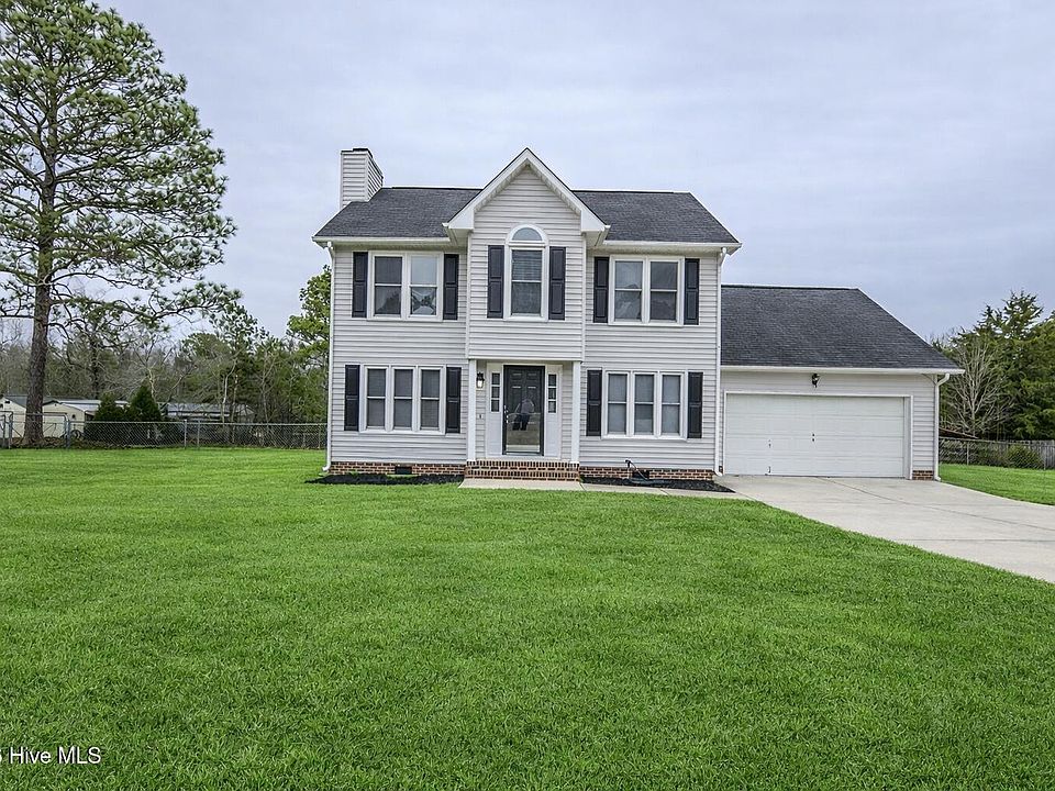 1st image of 23 Glenn Oak Drive