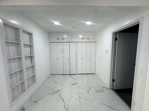 5th image of 1208 E 56th St