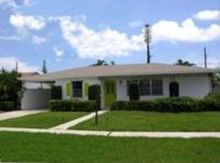 1026 S Mangonia Cir, West Palm Beach, FL 33401