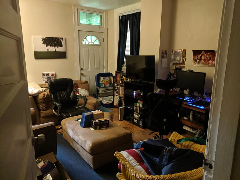 5529 Howe St #1 — Photo 7