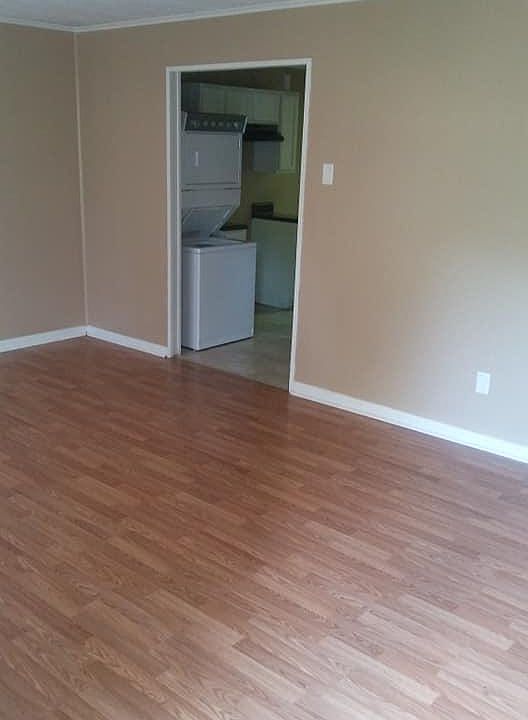 2nd image of 106 Goodson Ave APT 3