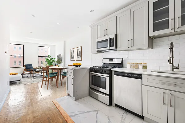 Rented by Compass | media 6