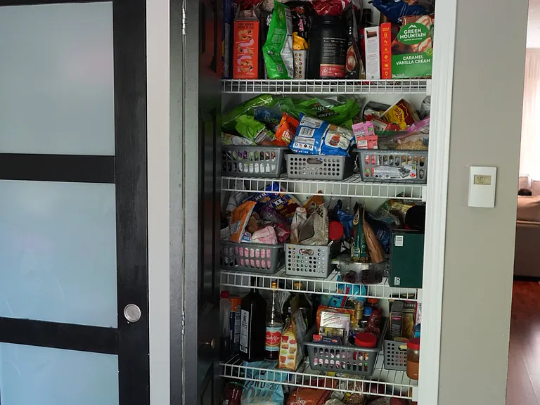 172 N East River Rd — Photo 21