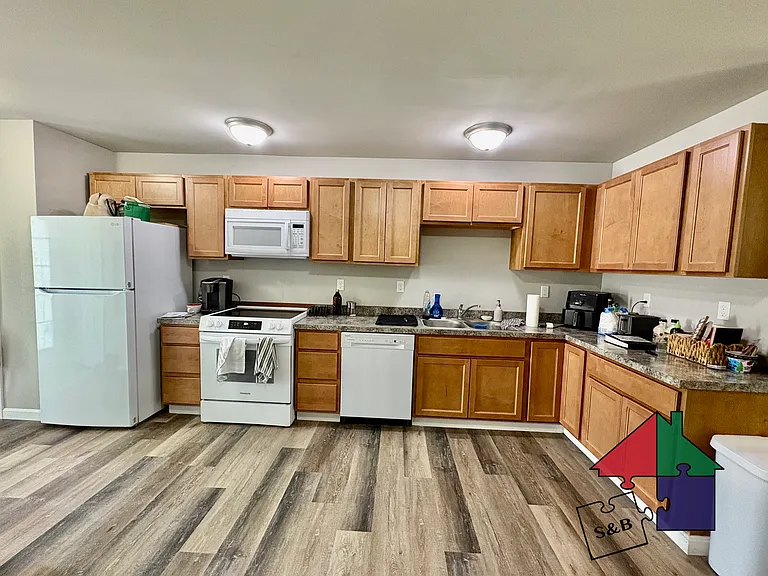 57 Green St #106 — Photo 5