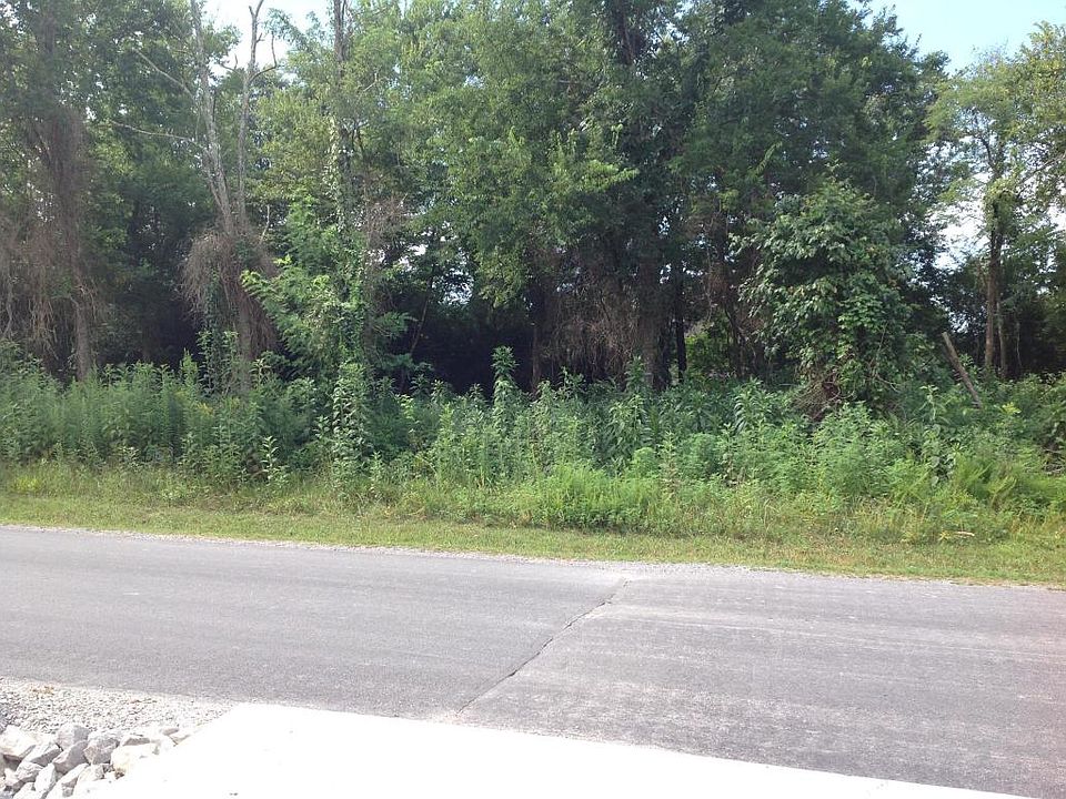 1st image of 501 Tecumseh Ct