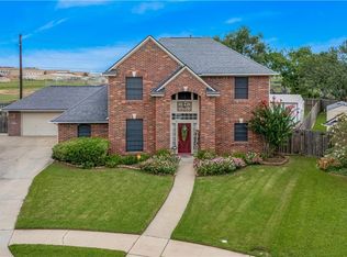 412 Cherrystone Cir, Victoria, TX 77904