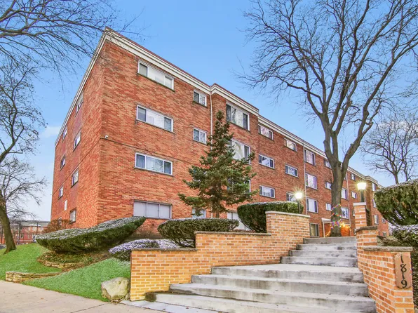 6220 N Ridge Ave #105S, Chicago, IL 60660