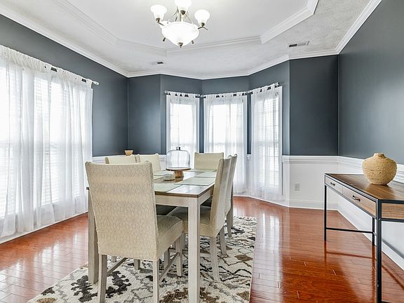 5th image of 523 Murray Fork Dr