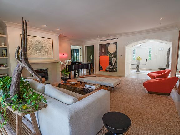 4th image of 67 Bridgehampton Sag Harbor Tpke